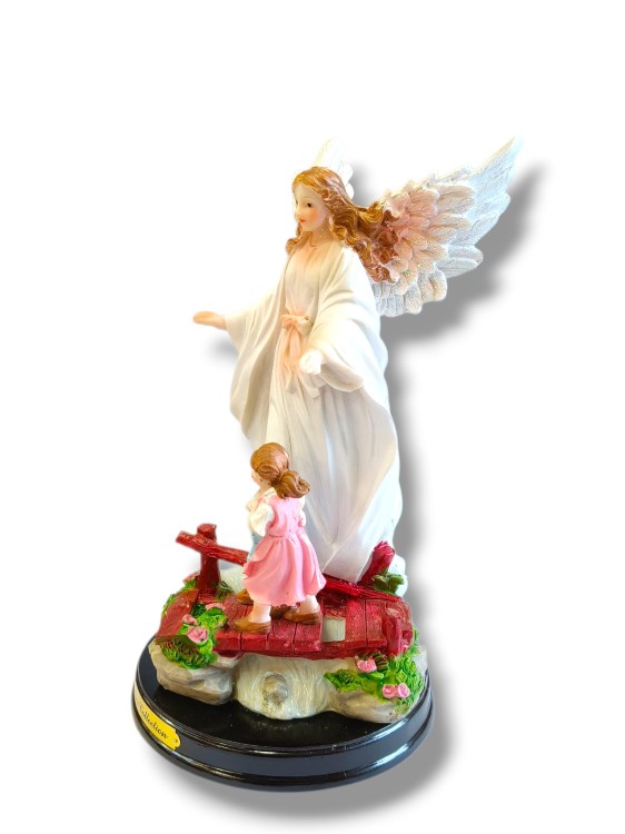 Anioł 22 cm biały płaszcz skrzydła niebieskie lub różowe polyresin.jpg