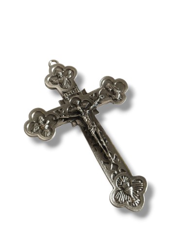 Włoski krzyż katolicki metalowy z symbolem INRI i bogatymi zdobieniami sakralnymi. Solidny krucyfiks na bierzmowanie i prezent religijny.