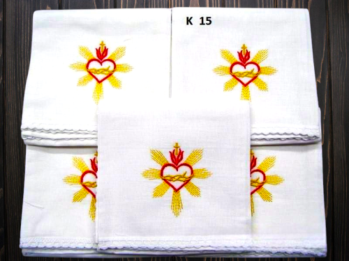 Korporał bawełniany 50x50 cm z haftem i koronką, liturgiczny płócienny do Mszy Świętej